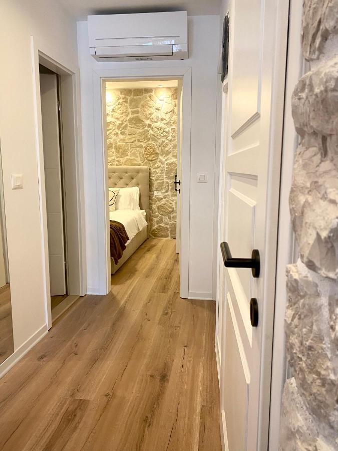 Apartment City Walls In Old Town Of Rovinj Exteriör bild