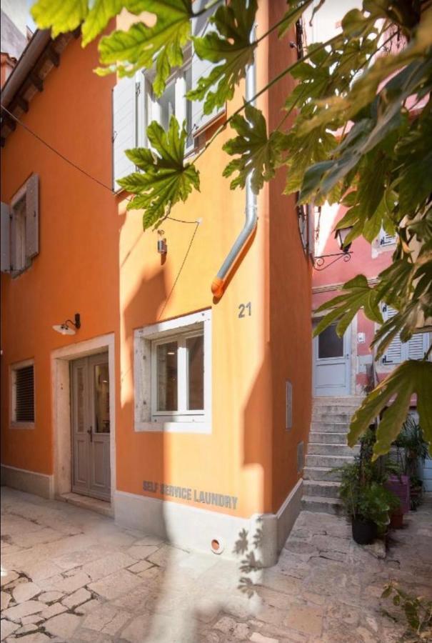 Apartment City Walls In Old Town Of Rovinj Exteriör bild
