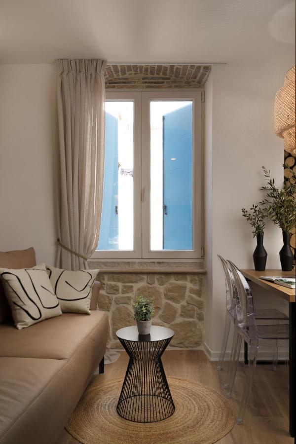 Apartment City Walls In Old Town Of Rovinj Exteriör bild